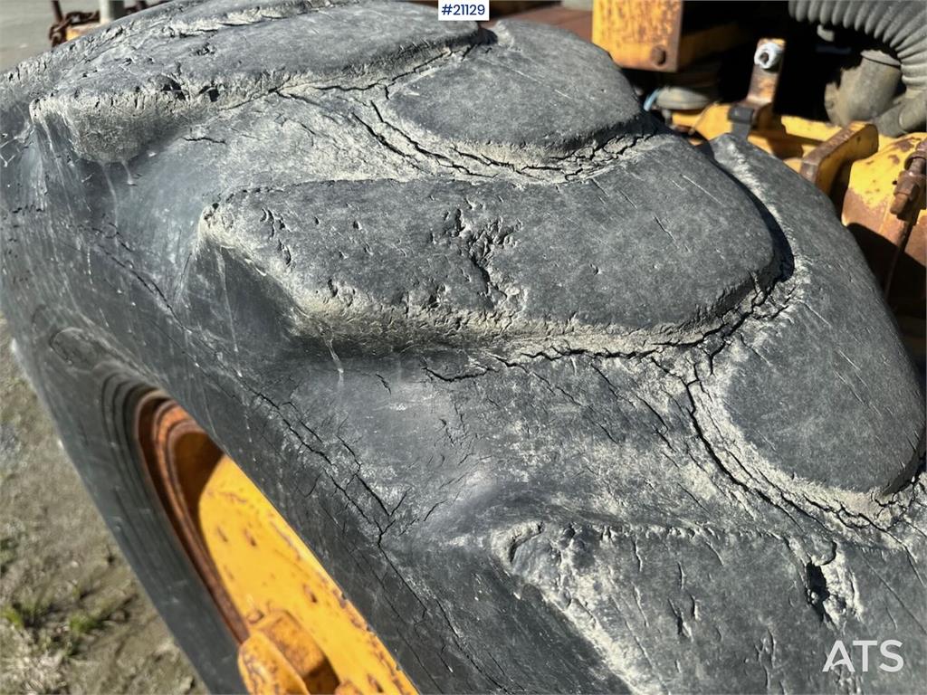 Nordverk 130 HVT grader w/ extra tires on rim. WATCH VIDEO. 1972 21129 Nordverk 130 HVT grader w/ extra tires on rim. WATC...