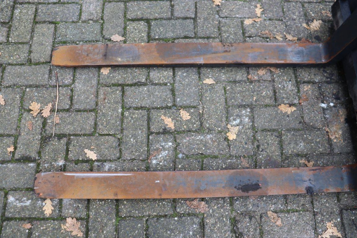 Heftruck Mic PE 25 MP MK VI A-1 Elektrisch 2500kg 0.5m 1998 1998 MIC PE 25 MP MK VI A-1 1998 1 image 11