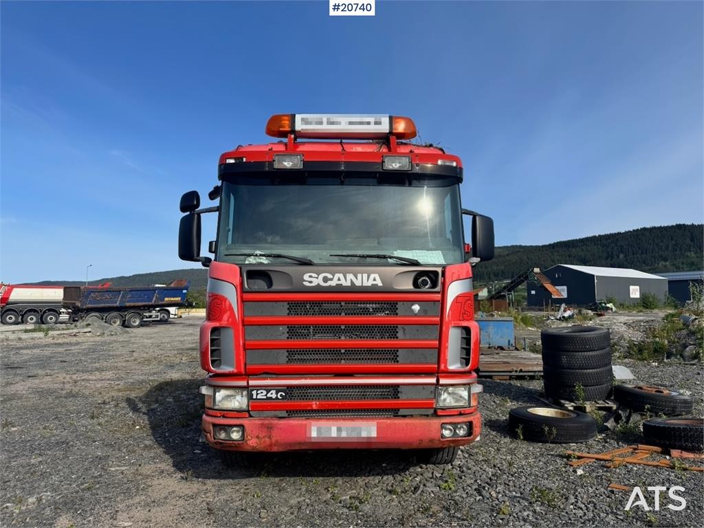 Scania R124 Hook truck. Partial Rep. object. 1997 20740 R124 Hook truck. Partial Rep. object. 1997 1 image 7