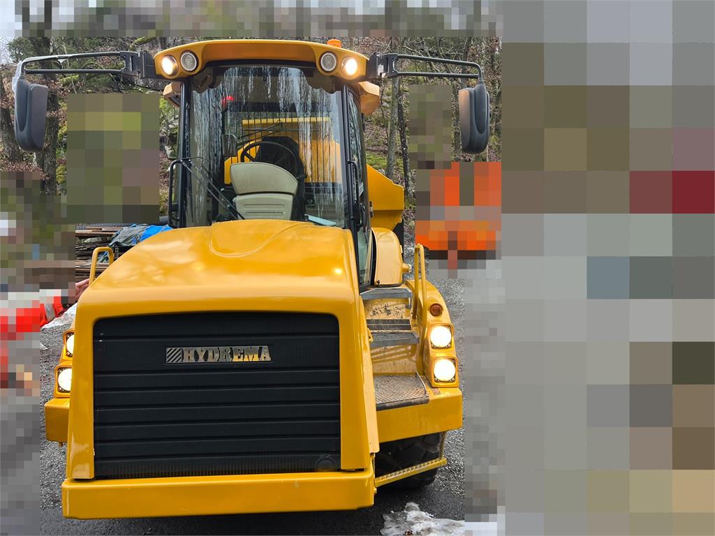 Hydrema 922D Dumper w/white signs 2015 19585 Hydrema 922D Dumper w/white signs 2015 1 image 2