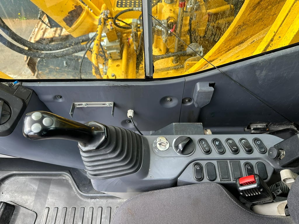 Komatsu PC1250-11E0 - CE certified 2020 00032649 PC1250-11E0 - CE certified 2020 1 image 15