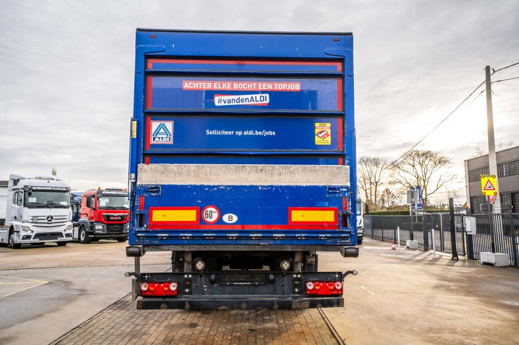 SCHMITZ SCB-S3B+ TK SLXe300 - 4210 H 2015 E65212 Schmitz Cargobull SCB-S3B+ TK SLXe300 - 4210 H 2015 1 image 4