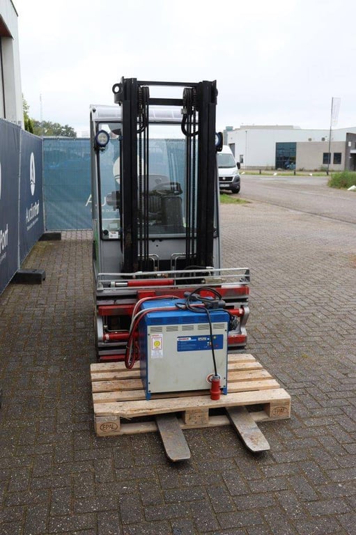 Forklift CESAB B318 Electric 1800kg 2011 2011 Cesab B318 2011 1 Forklift image 7