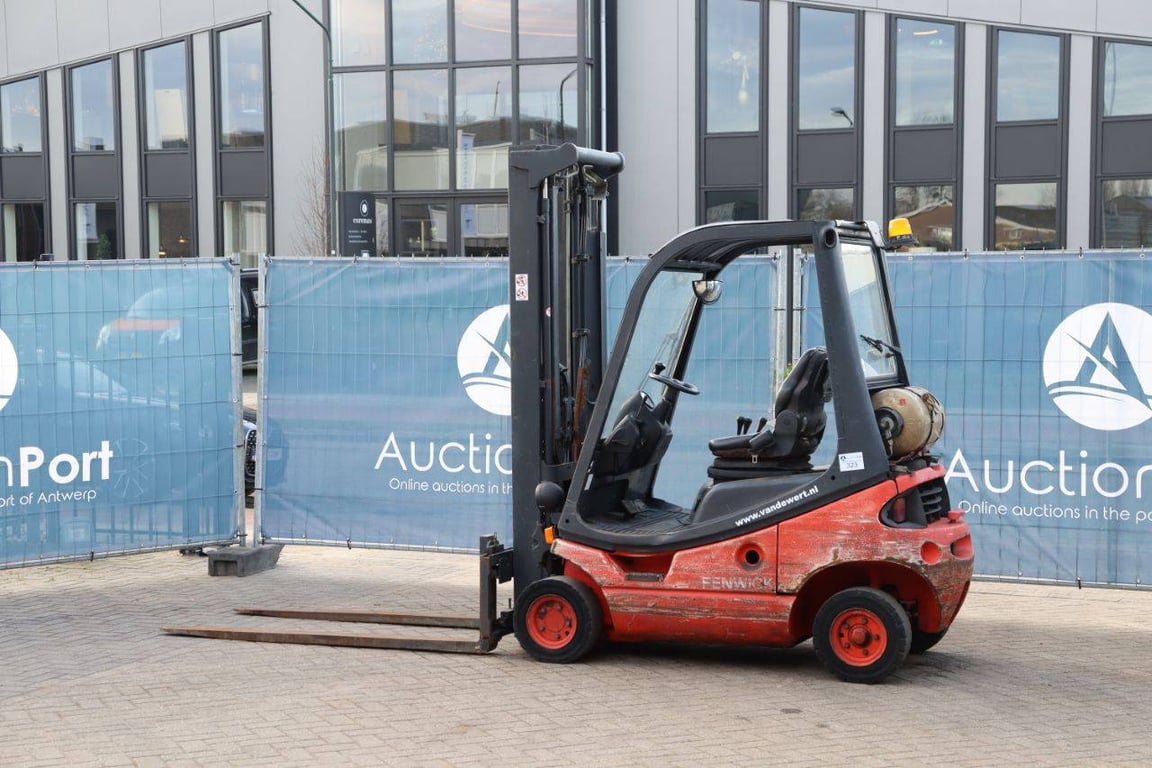 Forklift Linde H16T-03 LPG 1600kg 2006 2006 Fenwick-Linde H16T-03 2006 1 Forklift image 3