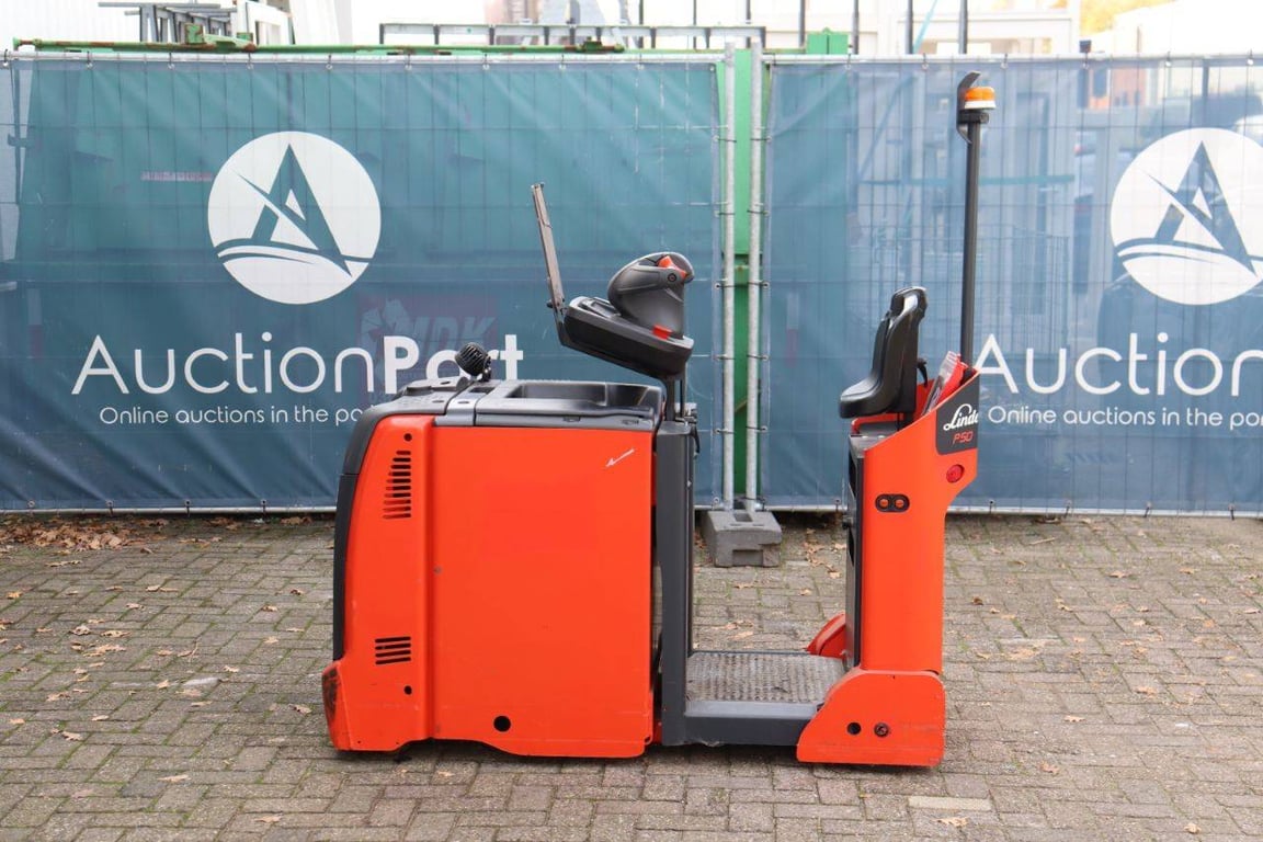 Electric tractor Linde 50 Electric 50 1 Tractor Units image 2