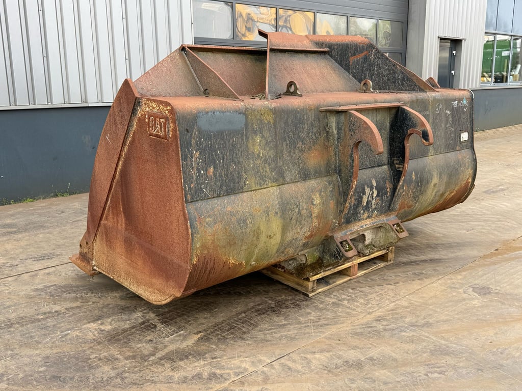 Caterpillar 966M Bucket 4.4 m3 2016 00033274 966M Bucket 4.4 m3 2016 1 image 3