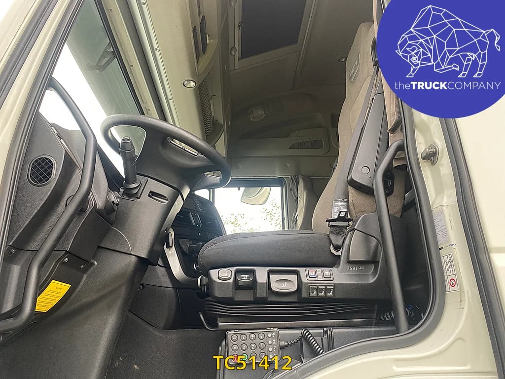 Iveco Stralis 440 S40 2017 TC51412 Stralis 440 S40 2017 1 image 11