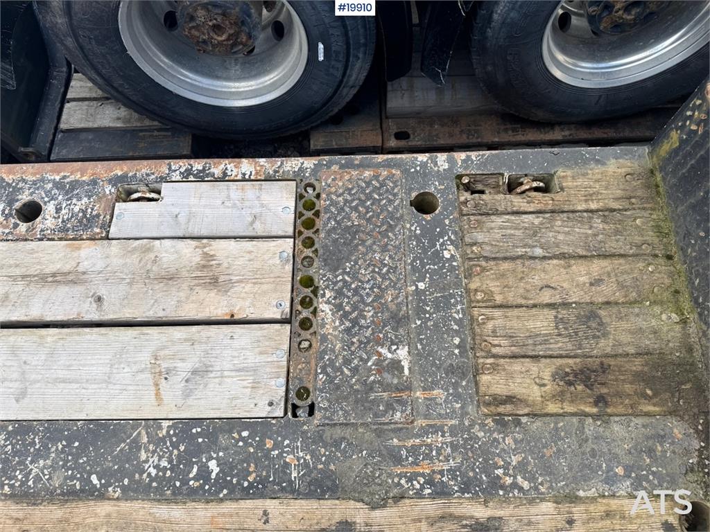 Istrail Machinery Semi-trailer w/ Hydraulic bridges. 2008 19910 Istrail Machinery Semi-trailer w/ Hydraulic bridges. 2008 ...