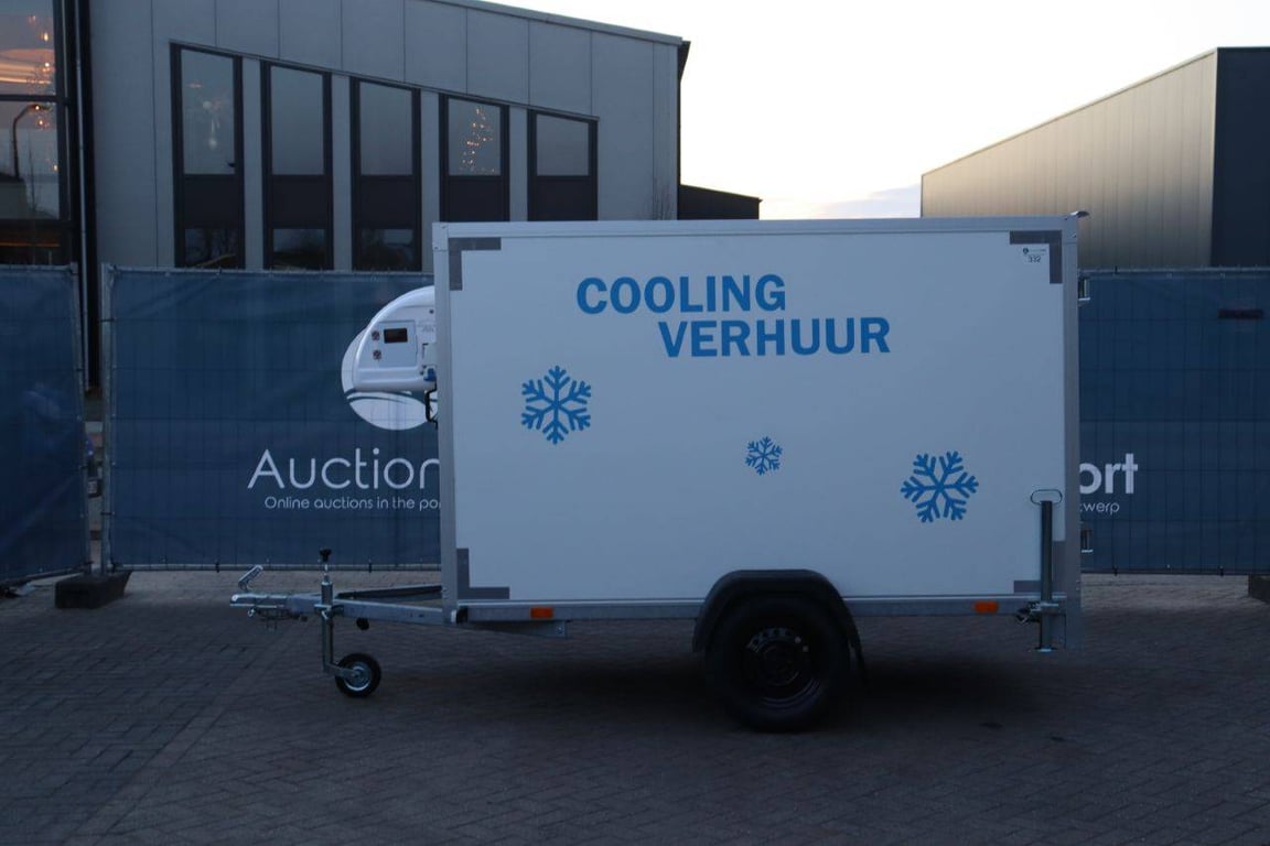 Closed refrigerated trailer 260x150cm 2025 New 2025 COBO 2025 0 image 2