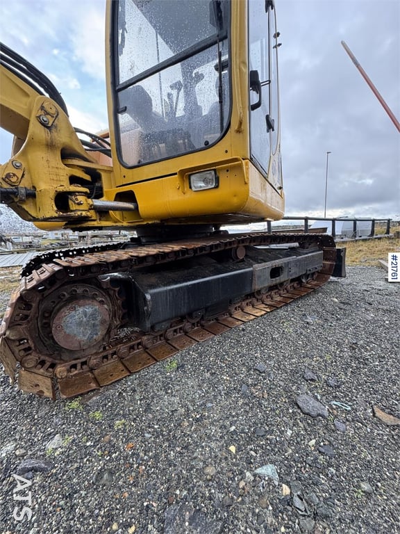 Komatsu PC95R w/ bucket 2003 21761 PC95R w/ bucket 2003 1 Crawler Excavators image 5