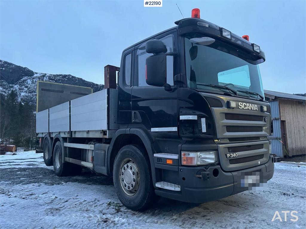 Scania P340 flatbed truck with tail lift – only 155,000 k 2005 22190 P340 flatbed truck with tail lift – only 155,000 k 20...