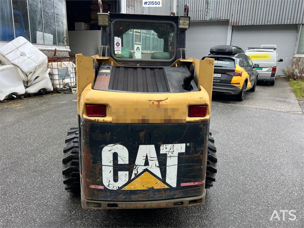 CAT 226 2003 21550 226 2003 1 image 12