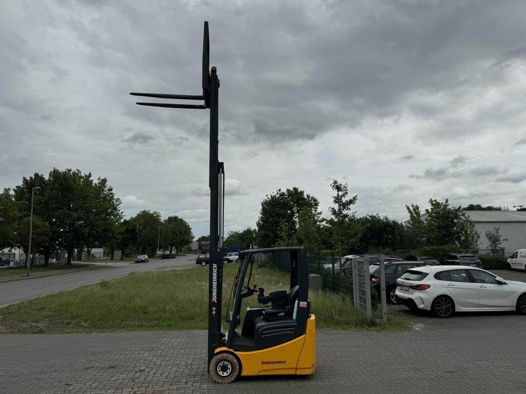 Heavy machinery product image - Image 12 of 20