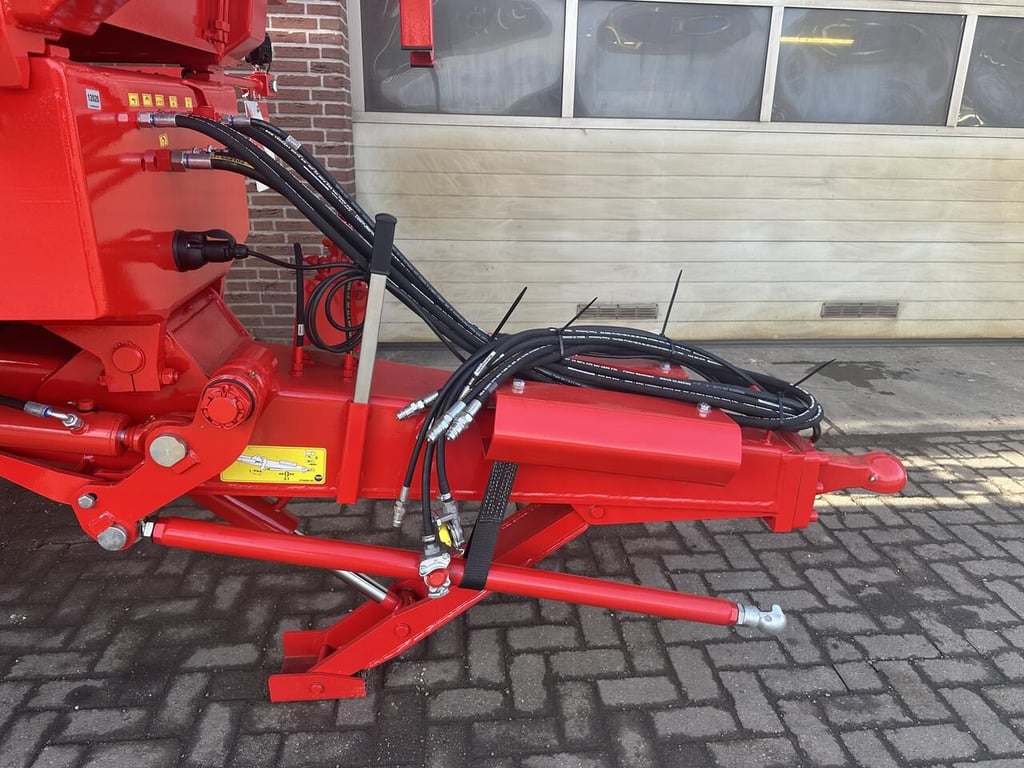 Heavy machinery product image - Image 9 of 15