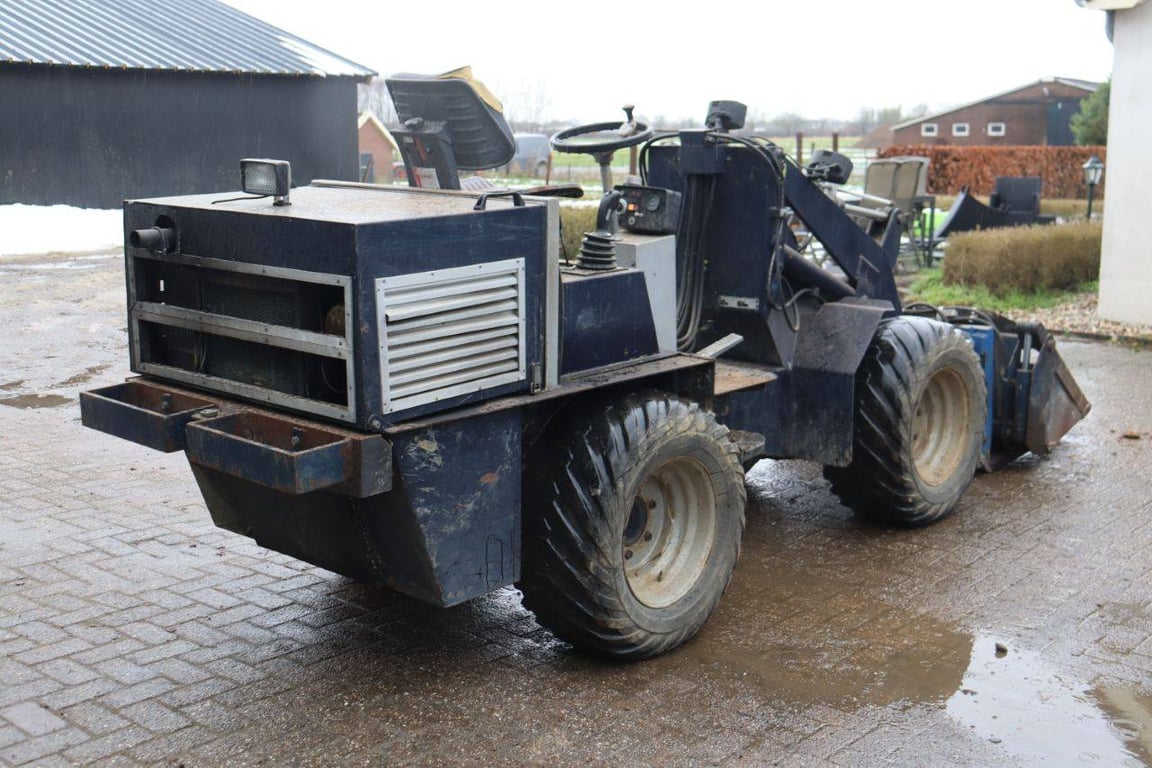 Wheel loader Weidemann 2002 Diesel Weidemann 2002 1 image 6