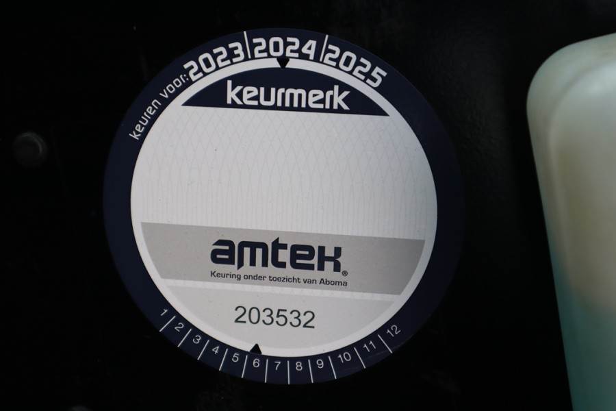 JCB 926 Diesel, 4x4 Drive, Triplex mast, 5500mm Liftin 2014 JCB - 926 - 61439 926 Diesel, 4x4 Drive, Triplex mast, 5500mm ...