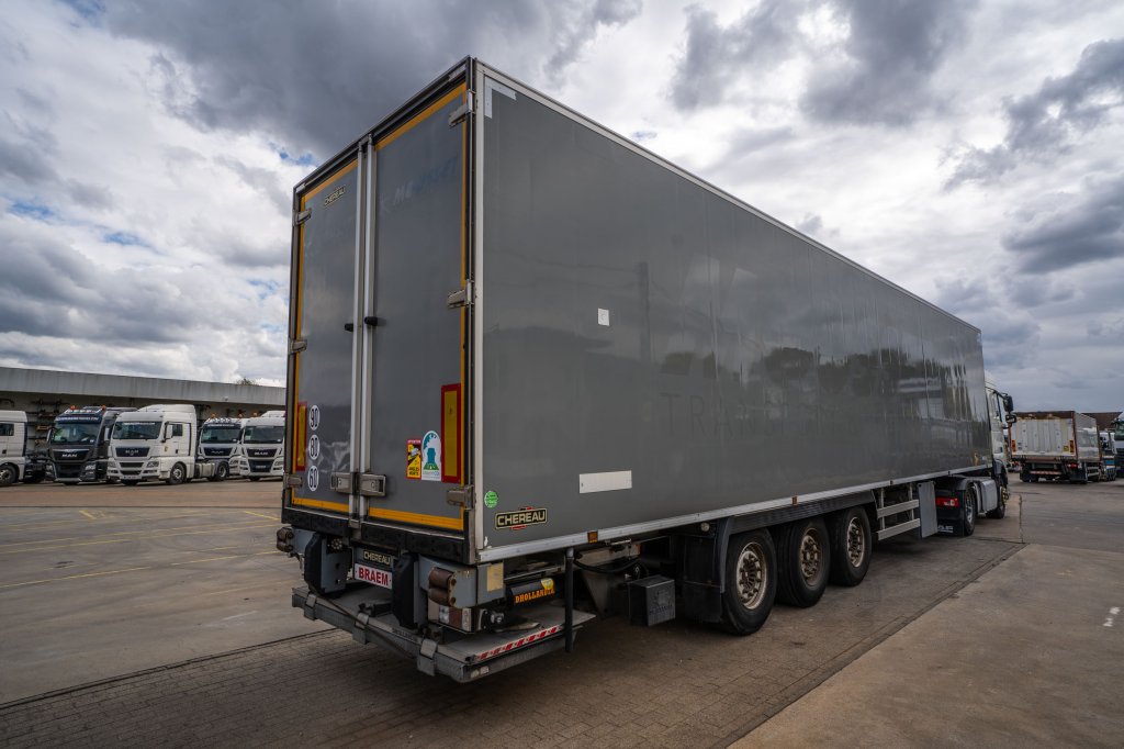 CHEREAU CHEREAU+CARRIER 1950 MT+DHOLLANDIA 2.5T 2015 E64417 Chereau CHEREAU+CARRIER 1950 MT+DHOLLANDIA 2.5T 2015 1 image 4