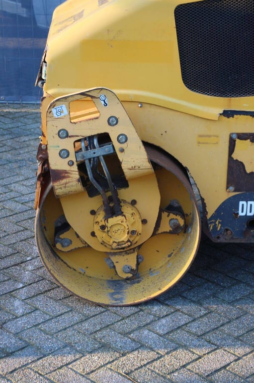 Tandem roller Volvo DD25 Diesel 24.8kW 2015 2015 DD25 2015 1 image 10
