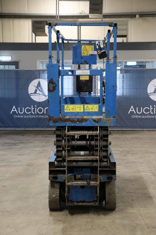 Scissor lift Genie GS-2632 Electric 9.9m 2014 2014 GS-2632 2014 1 Scissor Lifts image 8