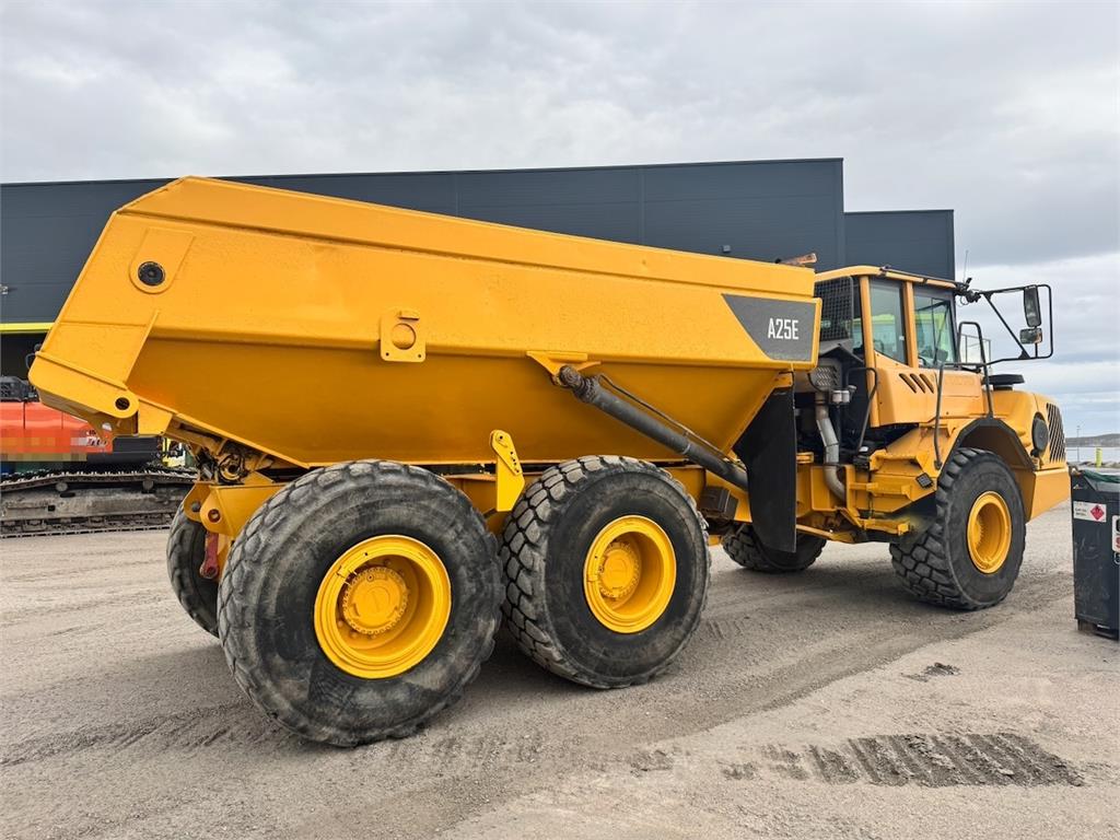 Volvo A25E Dump Truck. 2007 21353 A25E Dump Truck. 2007 1 image 7