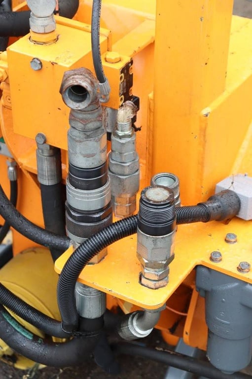 Vandaele Pro 550 Diesel 2014 Arm Mower 2014 VANDAELE Pro 550 2014 1 image 11