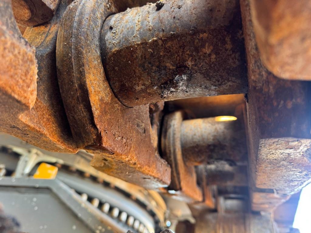 Liebherr R 9150 B 2019 5456 R 9150 B 2019 1 Crawler Excavators image 11