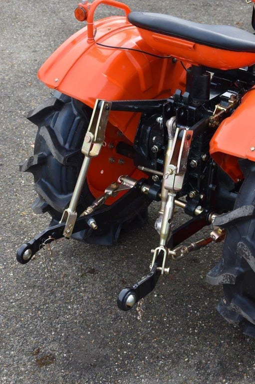 Mini tractor Kubota B7000 Diesel Refit B7000 1 image 5