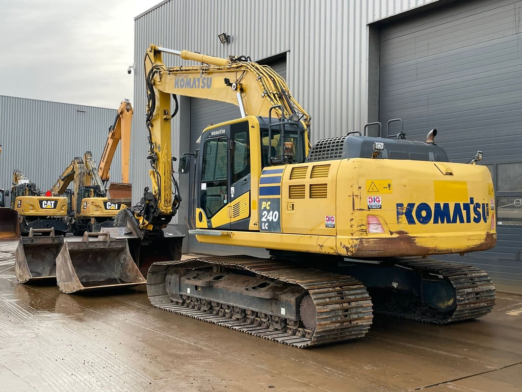 Komatsu PC240LC-10 2014 00033878 PC240LC-10 2014 1 image 3