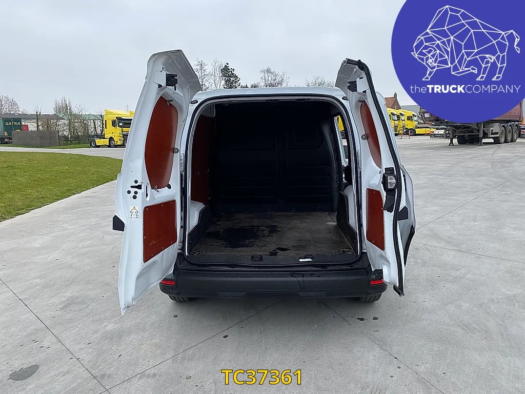 Renault Kangoo 1.5 DCI 2023 TC37361 Renault Kangoo 1.5 DCI 2023 1 image 15