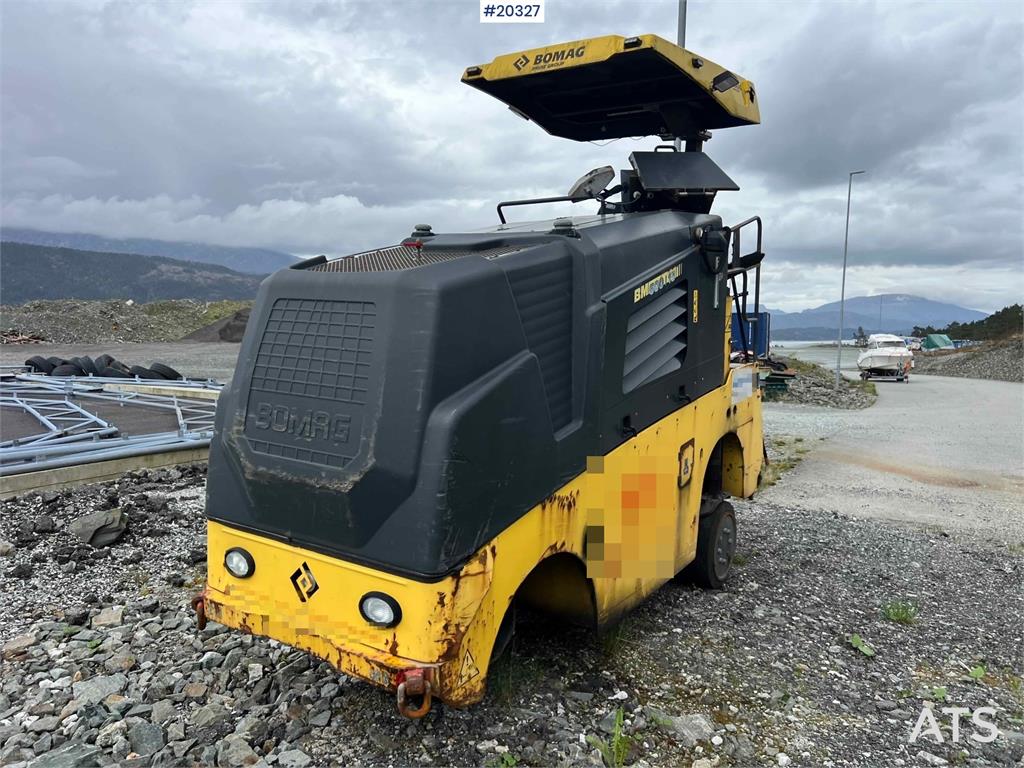 Bomag BM600/15 Asphalt milling machine. WATCH VIDEO 2013 20327 BM600/15 Asphalt milling machine. WATCH VIDEO 2013 1 image 2