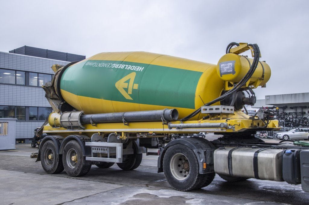 DE BUF BETON MIXER/MALAXEUR/MISCHER-12M3 2013 E56835 De Buf BETON MIXER/MALAXEUR/MISCHER-12M3 2013 1 image 2