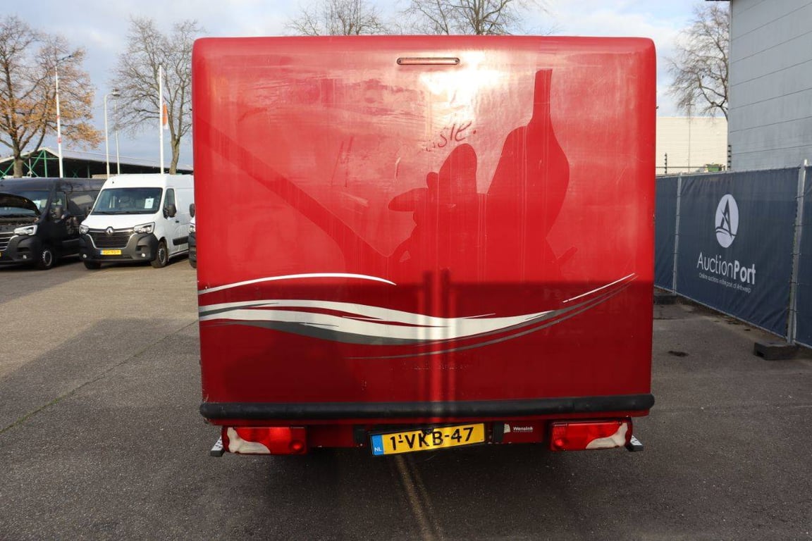 Mercedes-Benz 313CDI Diesel Box Truck 2010 2010 313CDI 2010 1 image 5