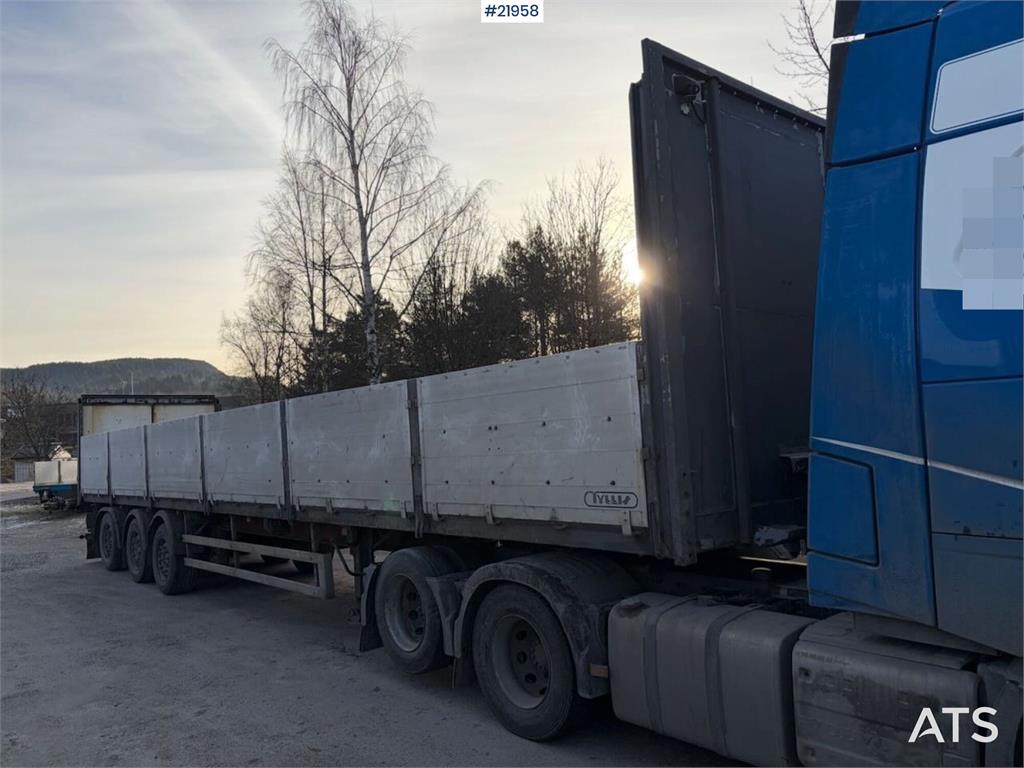 Tyllis L3 3-axle flatbed semi-trailer with side boards Re 2006 21958 Tyllis L3 3-axle flatbed semi-trailer with side board...