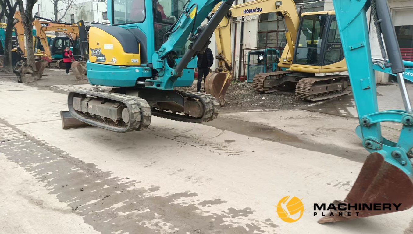 Kubota U30 Mini Crawler Excavator High Quality U30 2022 1 Crawler Excavators image 5
