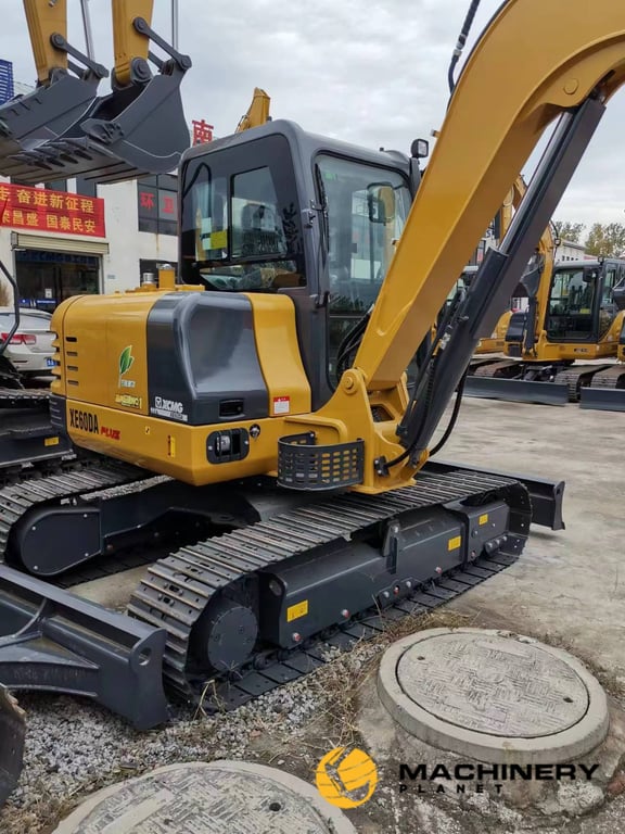 XCMG XE60DA Mini Crawler Excavator Used Good Condition For Sale XE60DA 2019 1 Mobile Cranes image 3