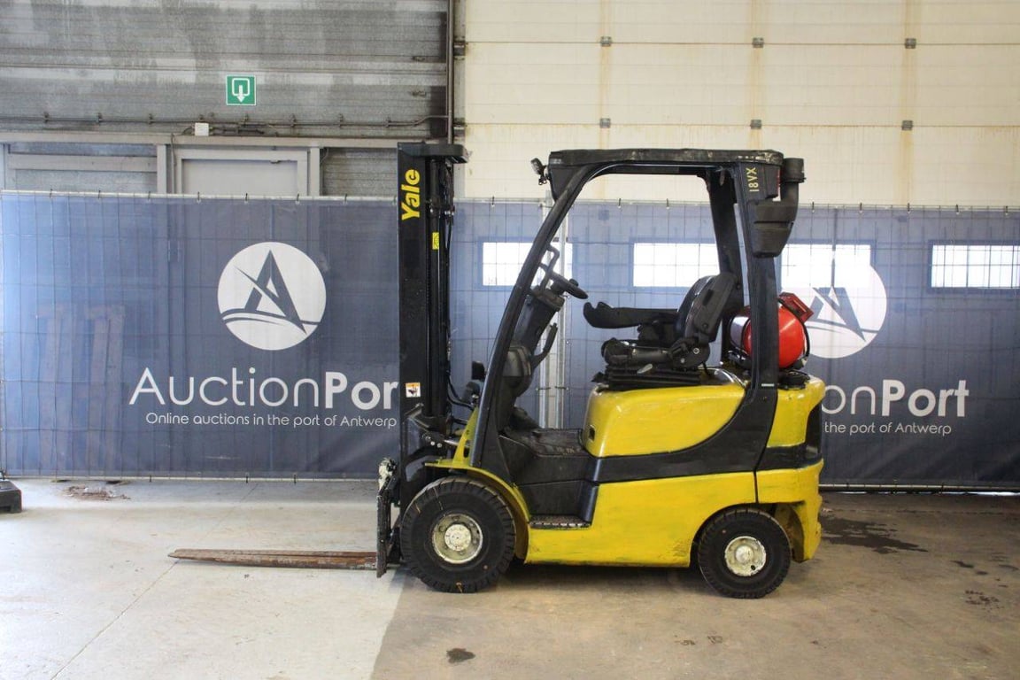 Forklift Yale GLP18VXV2175 LPG 1750kg 3.33m 2020 2020 GLP18VXV2175 2020 1 Forklift image 2