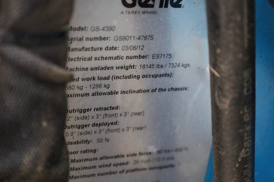 Genie GS4390 Diesel, 4x4 Drive, 15m Working Height, 680k 2012 GENIE - GS4390 - 63307 GS4390 Diesel, 4x4 Drive, 15m Working...