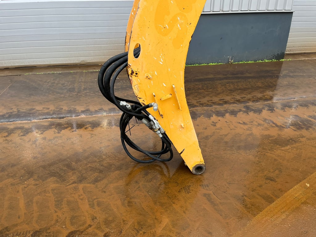 Liebherr R317 Litronic Material Handler 2011 00031683 R317 Litronic Material Handler 2011 1 image 12