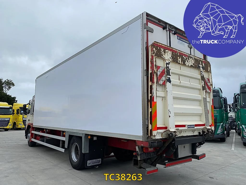 Volvo FM 330 2013 TC38263 FM 330 2013 1 image 2