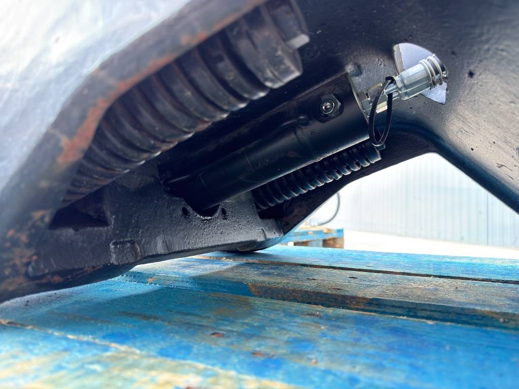 Heavy machinery product image - Image 15 of 15