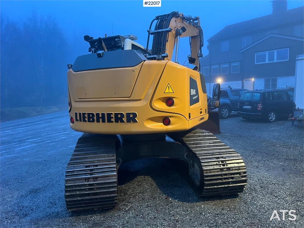 Liebherr R914 k STD excavator w/ rototilt, sanding bucket a 2018 22017 R914 k STD excavator w/ rototilt, sanding bucket a ...