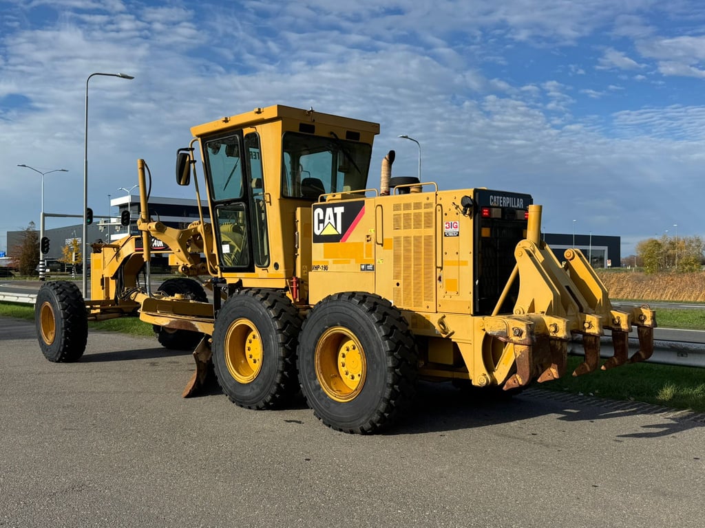 Caterpillar 140K 2013 00033627 140K 2013 1 image 3