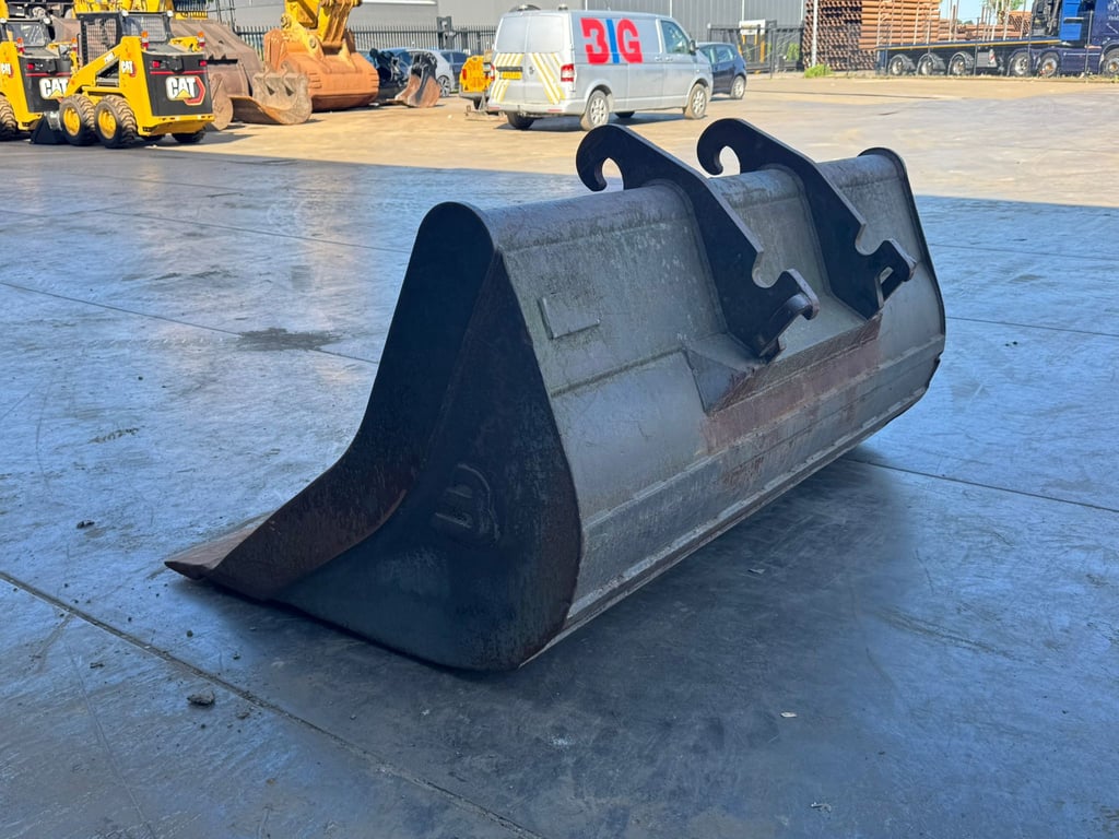 CW30 / CW40 Slotenbak 2200mm bucket 70001790 CW30 / CW40 Slotenbak 2200mm bucket 1 image 5