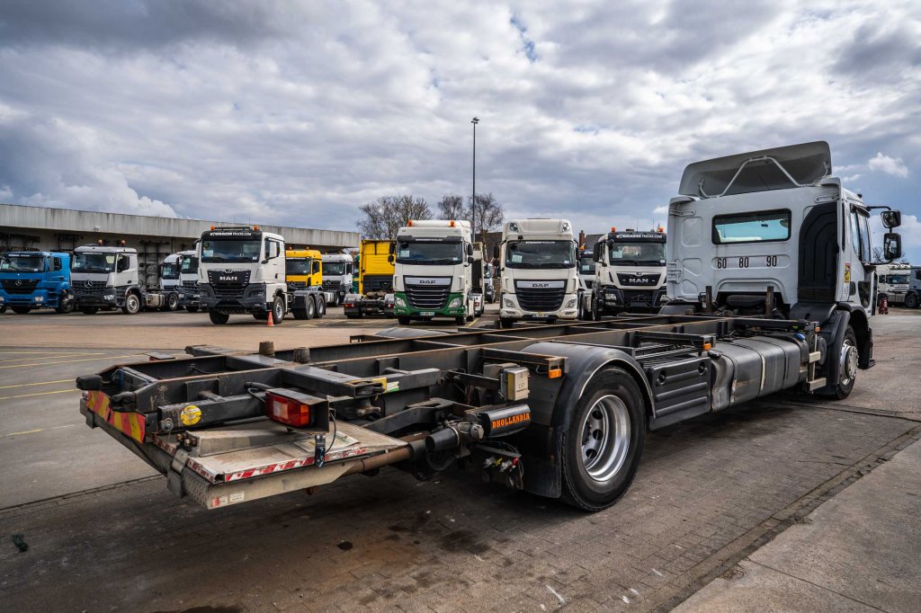 RENAULT PREMIUM 340 DXI // HAYON RETRACT 2013 E63383 Renault PREMIUM 340 DXI // HAYON RETRACT 2013 1 image 4