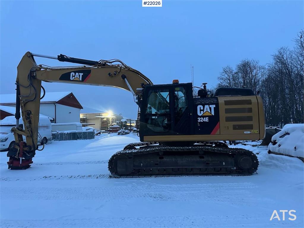 CAT 324E excavator with/ GPS and grading bucket. WATCH 2012 22026 324E excavator with/ GPS and grading bucket. WATCH 2012 ...