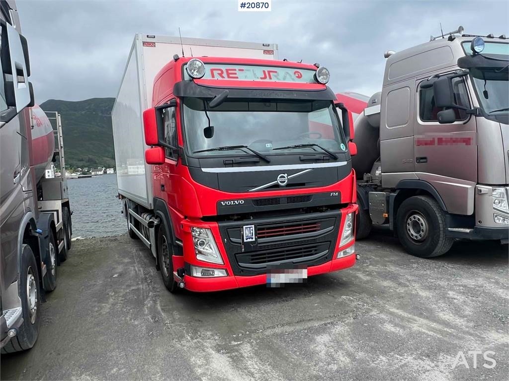 Volvo Fm 330 4x2 Cabinet van w/ full side opening 2015 20870 Fm 330 4x2 Cabinet van w/ full side opening 2015 1 image 15