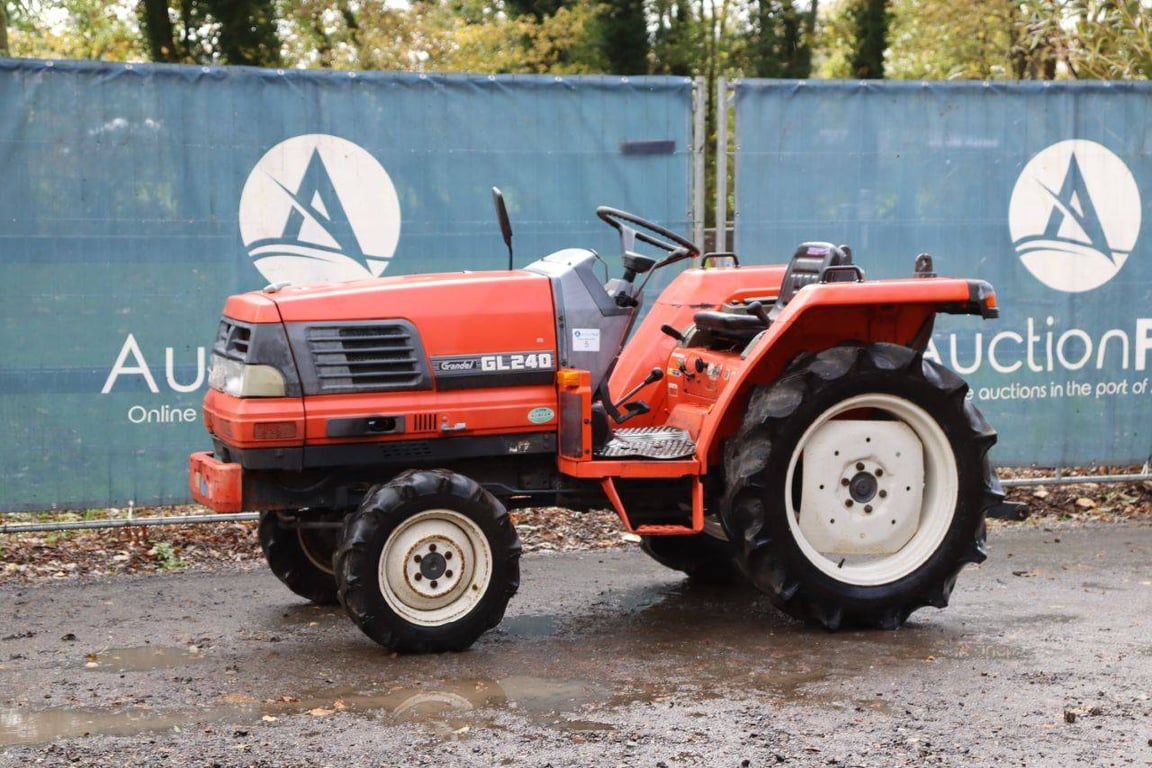 Mini tractor Kubota GL240 Diesel 24hp GL240 1 image 9