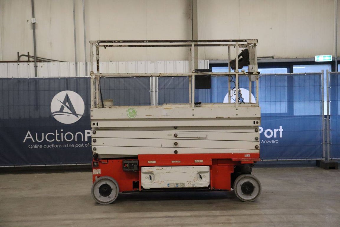 JLG 2646 ES Electric Scissor Lift 9.92m 2016 2016 2646 ES 2016 1 Scissor Lifts image 2