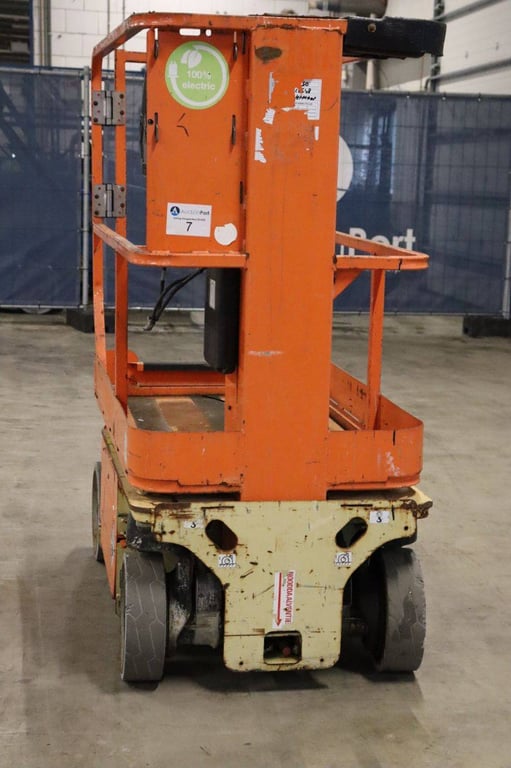 JLG 1230ES Electric Mast Lift 5.66m 2013 2013 1230ES 2013 1 image 15