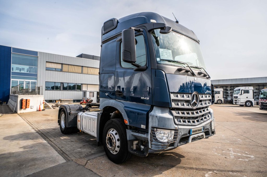 MERCEDES AROCS 1843 LS ( NO ACTROS)+BIG AXLE +HYDR. 2014 E64545 AROCS 1843 LS ( NO ACTROS)+BIG AXLE +HYDR. 2014 1 image 2